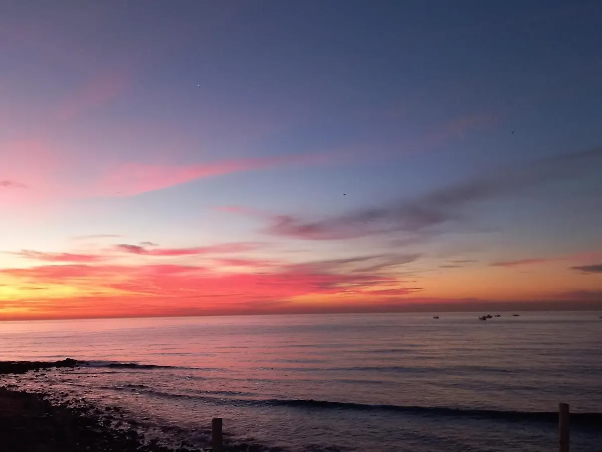 Nuevo! Rest, Discover & Enjoy Marbella Apartamento 0*,